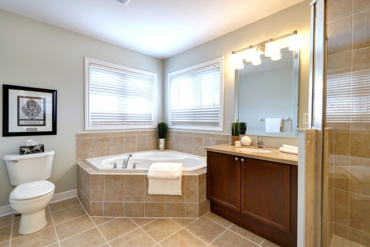 staged master bath